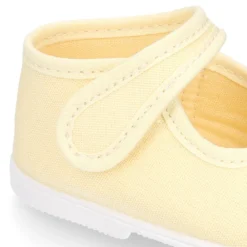 Mercedita bebé niña lona piqué colores pasteles suela SUPER FLEXIBLE.