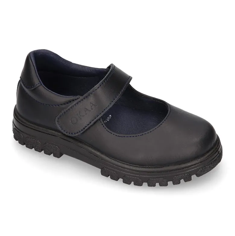 Mercedita colegial niña OKAA sin cordones con suela de goma dentada en piel lavable.