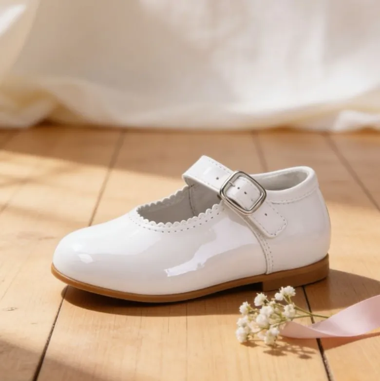Mercedita de piel charol niña con hebilla – Colección ceremonia