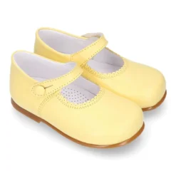 Mercedita niña clásica con botón en piel napa en colores de MODA.