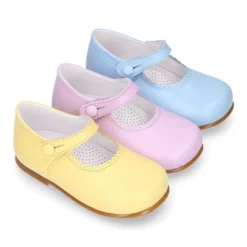 Mercedita niña clásica con botón en piel napa en colores de MODA.