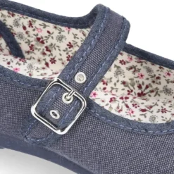 Mercedita Niña con hebilla en lona algodón con forro FLORES.