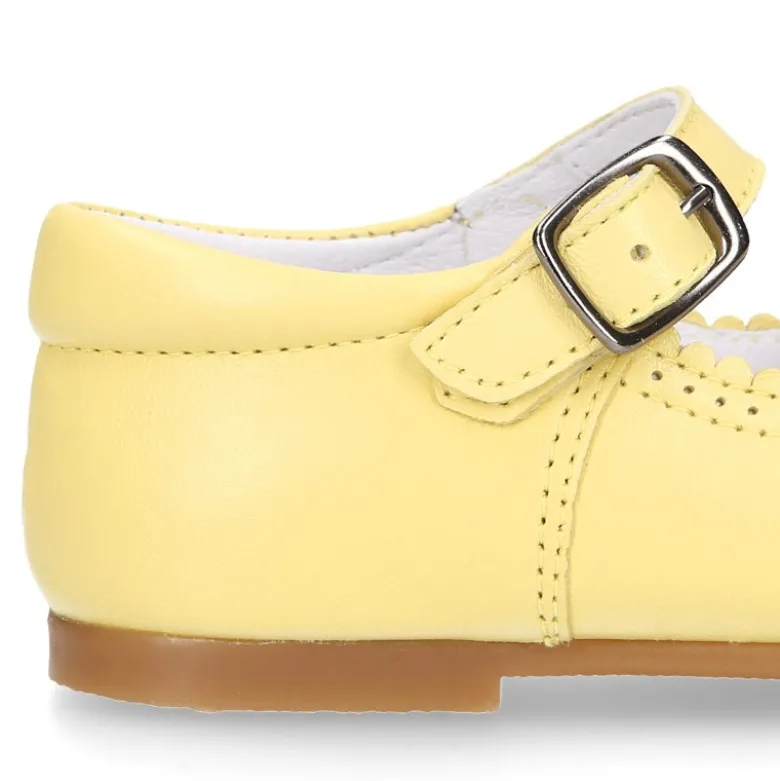 Mercedita niña con hebilla en piel en colores MODA.