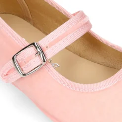 Mercedita niña en terciopelo de primavera verano.