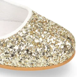 Mercedita niña estilizada con cierre adherente con botón en GLITTER.