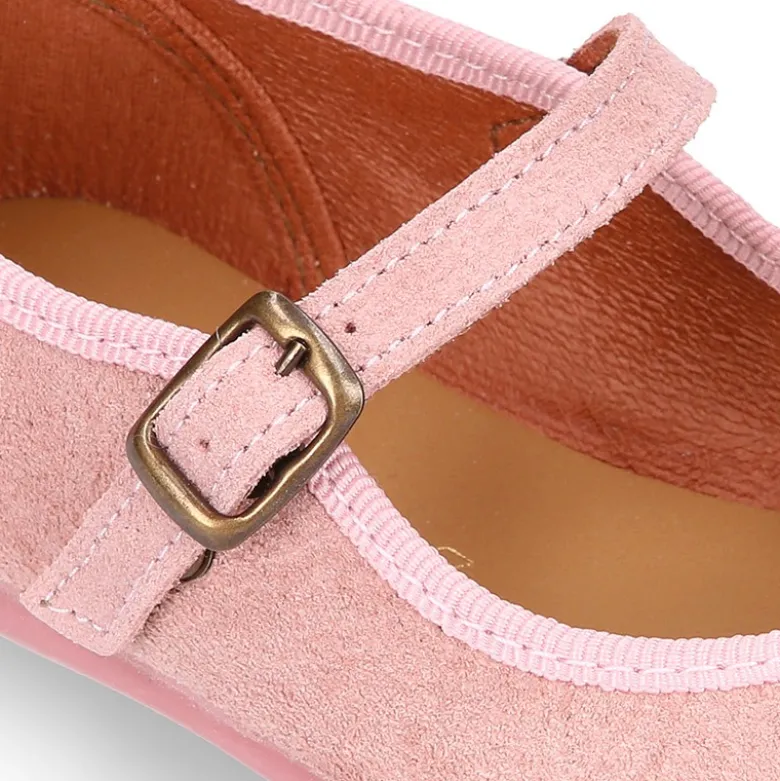 Mercedita niña estilizada en serraje rosa con POMPON.