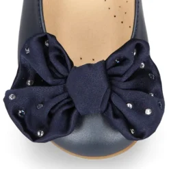 Mercedita niña tipo LUXURY COLLECTION con lazo con cristales en piel.