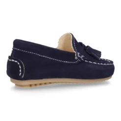 MocasÍn BORLAS pequeños piso conductor en serraje.