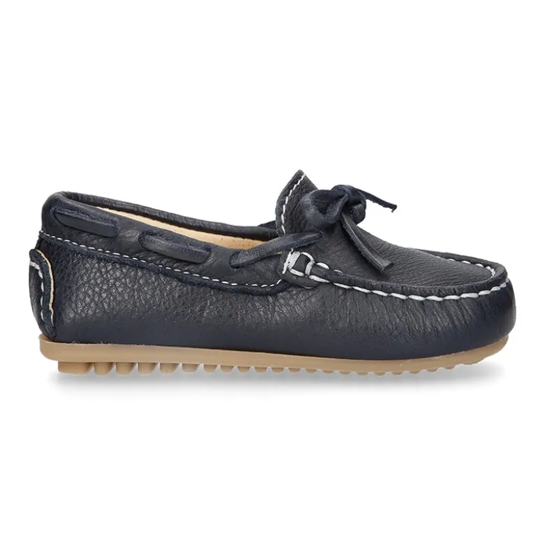 Mocasín con lazos en piel EXTRA SUAVE para peques.