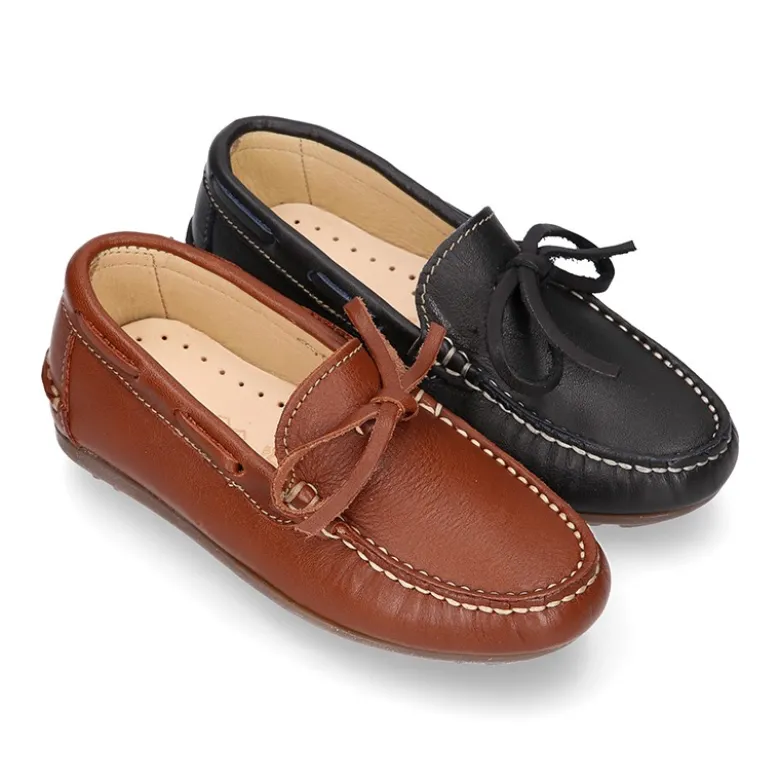 Mocasín con lazos en piel EXTRA SUAVE.