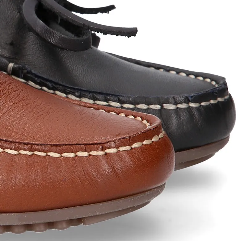 Mocasín con lazos en piel EXTRA SUAVE.