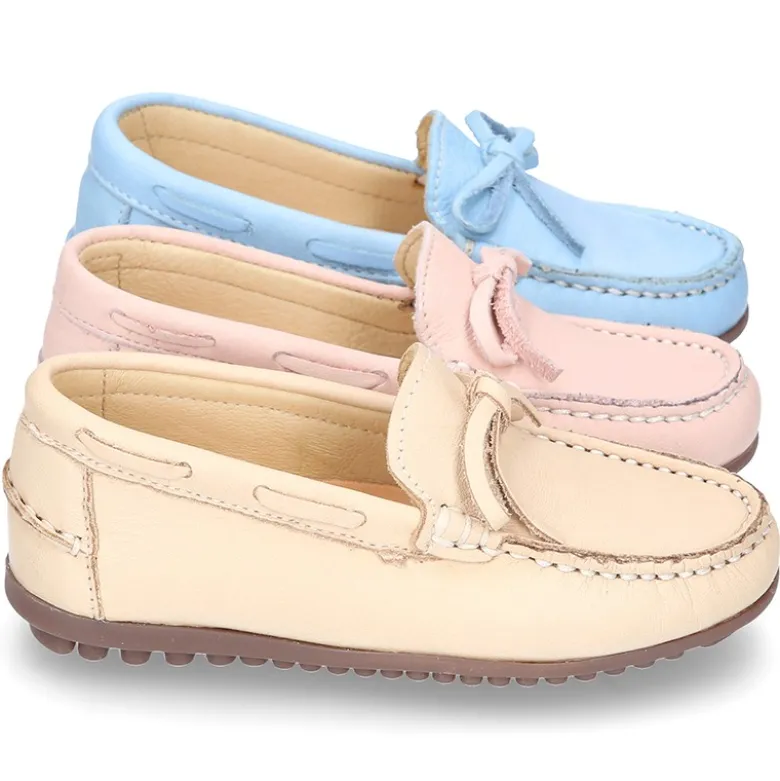 Mocasín mayores con lazos en piel EXTRA SUAVE en colores pasteles.
