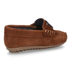 Mocasín Niño aplique CINTA contraste en piel serraje.