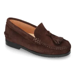 Mocasín niño borlas suela gruesa en piel serraje.