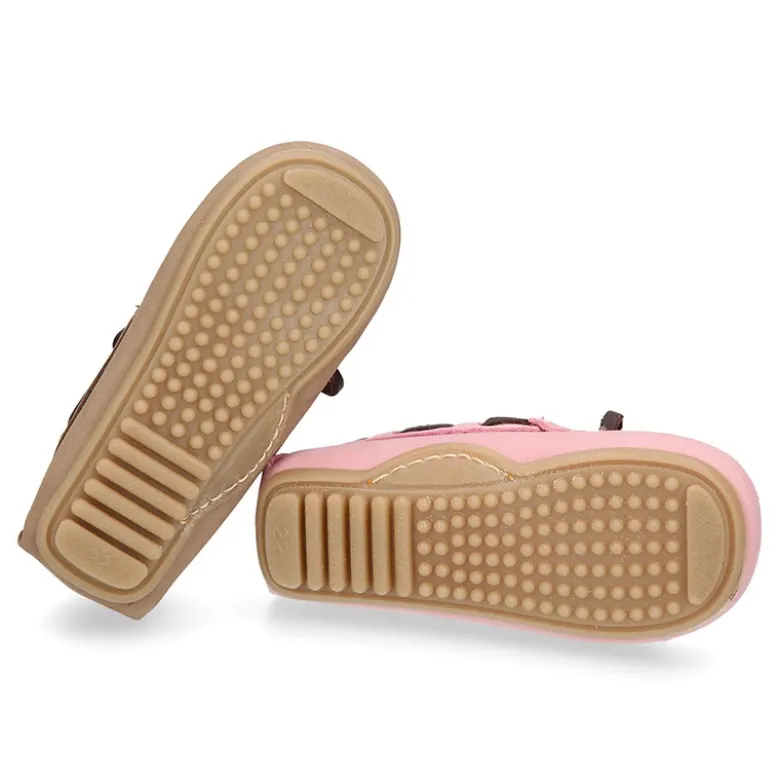 Mocasín niños pequeños con lazos a contraste en piel Nobuck.