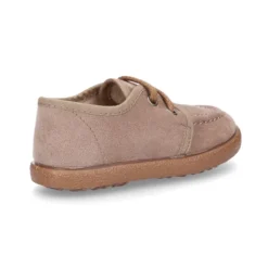 Mocasín niño tipo náutico wallabi con cordones en Serratex.