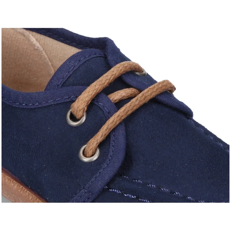 Mocasín niño tipo náutico wallabi con cordones en Serratex.