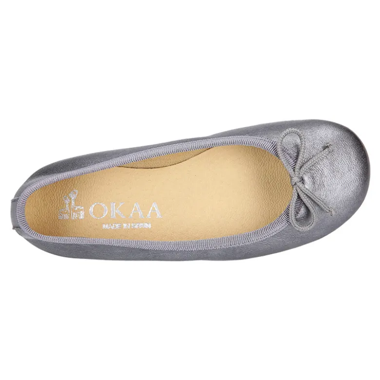 Nueva Bailarina clásica con lazo ajustable en piel metalizada mate.