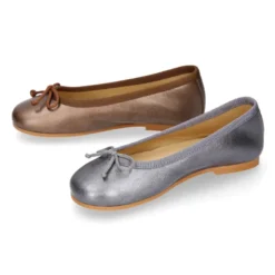Nueva Bailarina clásica con lazo ajustable en piel metalizada mate.