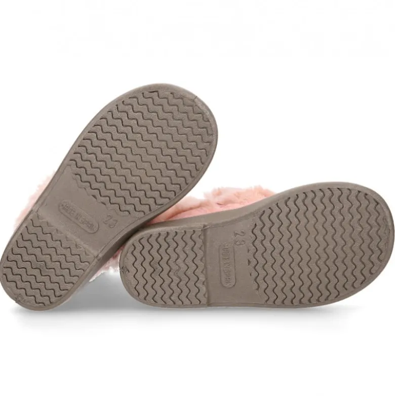 Nueva Bota en piel serraje rosa con apliques de PELO.