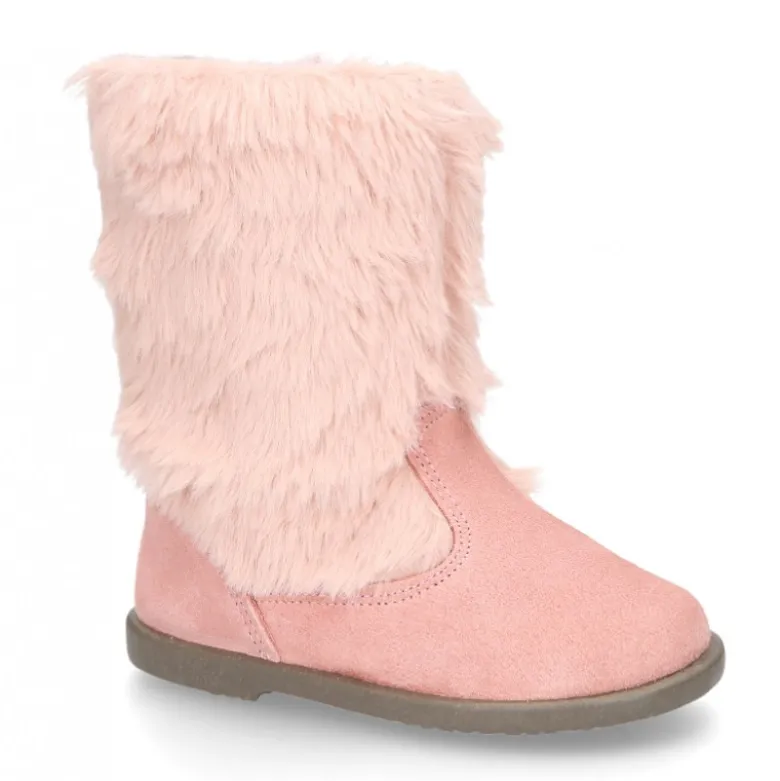 Nueva Bota en piel serraje rosa con apliques de PELO.