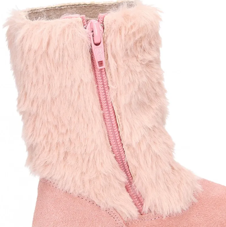 Nueva Bota en piel serraje rosa con apliques de PELO.