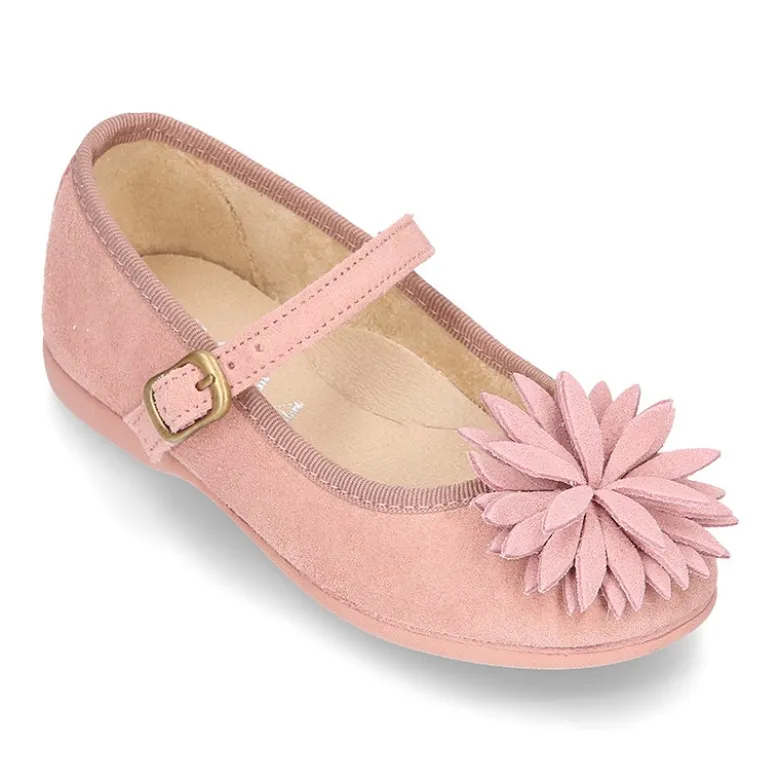 Nueva Mercedita con pompon FLOR en piel serraje.