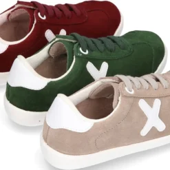 Nueva Zapatilla MODA con cordones en piel serraje.