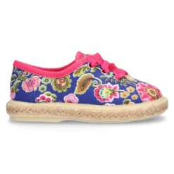 Nueva Zapatilla o bamba en lona con FLORES y lazo.