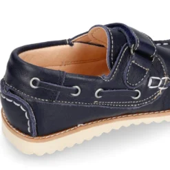 Náutico clásico niño piel sin cordones y suela para primavera verano.