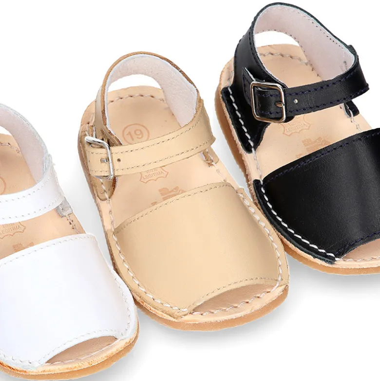 Sandalia BABY NIÑOS tipo menorquina con doble hebilla en piel napa suave.