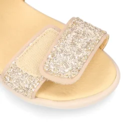 Sandalia barefoot niña beige con glitter y doble cierre adherente
