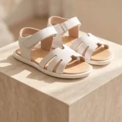 Sandalia barefoot niña en color blanco