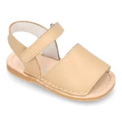 Sandalia Menorquina bebé en piel napa y suela super flexible.