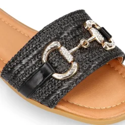 Sandalia mujer tipo zueco con diseño trenzado y estribo