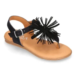 Sandalia niña mayor romana en piel con POMPON NEGRO.