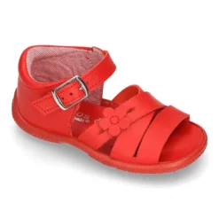 Sandalia Niña peque en piel lavable con tiras cruzadas, FLOR y suela SUPER FLEXIBLE.