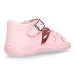Sandalia Niña peque en piel lavable con diseño mariposa y suela SUPER FLEXIBLE.