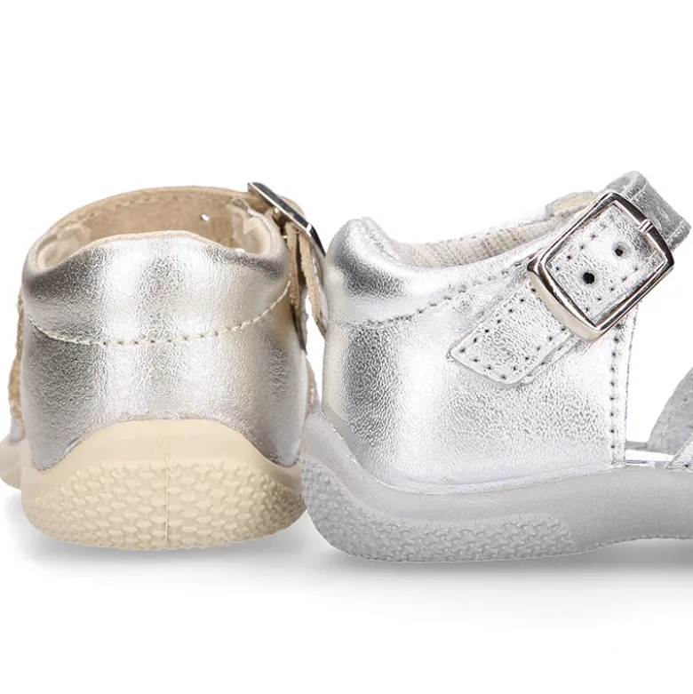 Sandalia Niña peque en piel metalizada con suela SUPER FLEXIBLE.