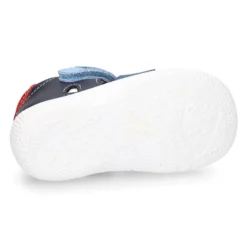Sandalia niño peque piel lavable cierre adherente, tiras cruzadas y suela SUPER FLEXIBLE.