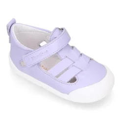 Sandalia niños Blanditos by Crio’s tiras cruzadas sin cordones en piel.