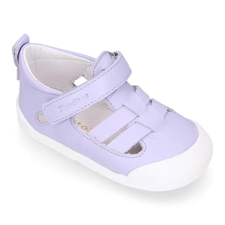 Sandalia niños Blanditos by Crio’s tiras cruzadas sin cordones en piel.