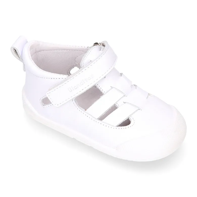 Sandalia niños Blanditos by Crio’s tiras cruzadas sin cordones en piel.