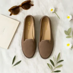 Slipper mujer en terciopelo en colores de moda.