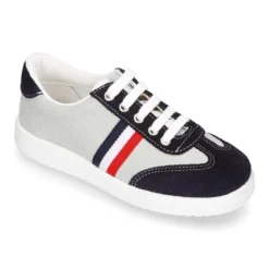 Tenis niño combinado en lona y serraje con cordones.