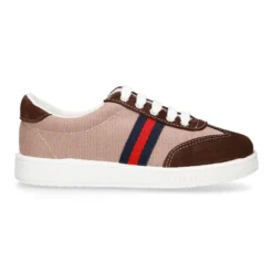Tenis niño combinado en lona y serraje con cordones.