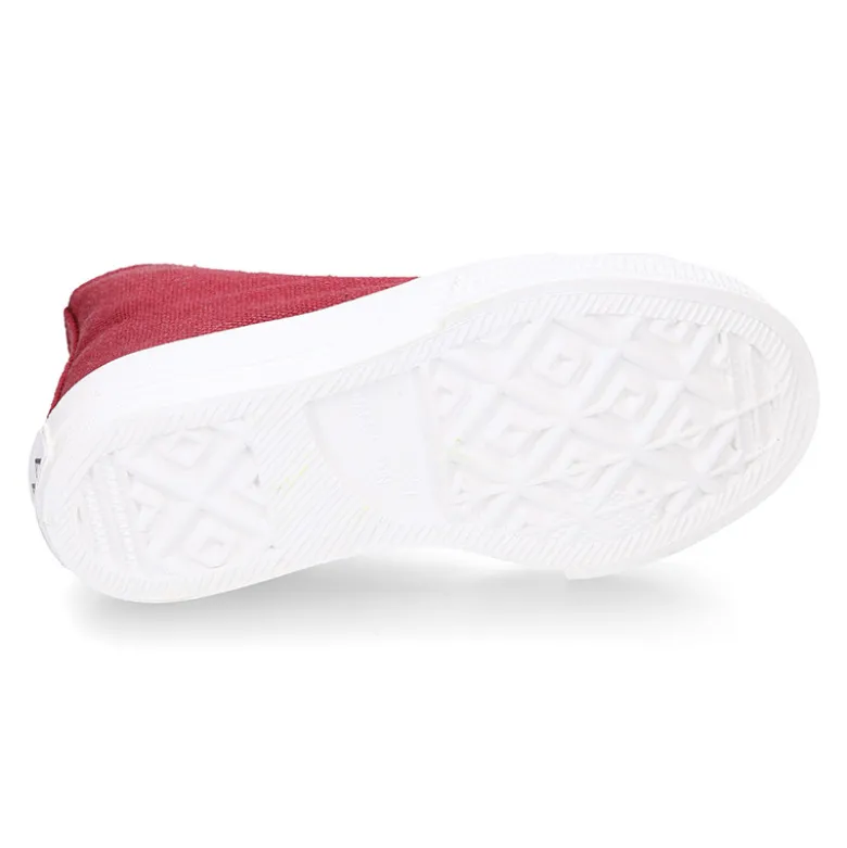 Zapatilla alta niños CASUAL con puntera y cordones en color BURDEOS.