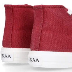 Zapatilla alta niños CASUAL con puntera y cordones en color BURDEOS.