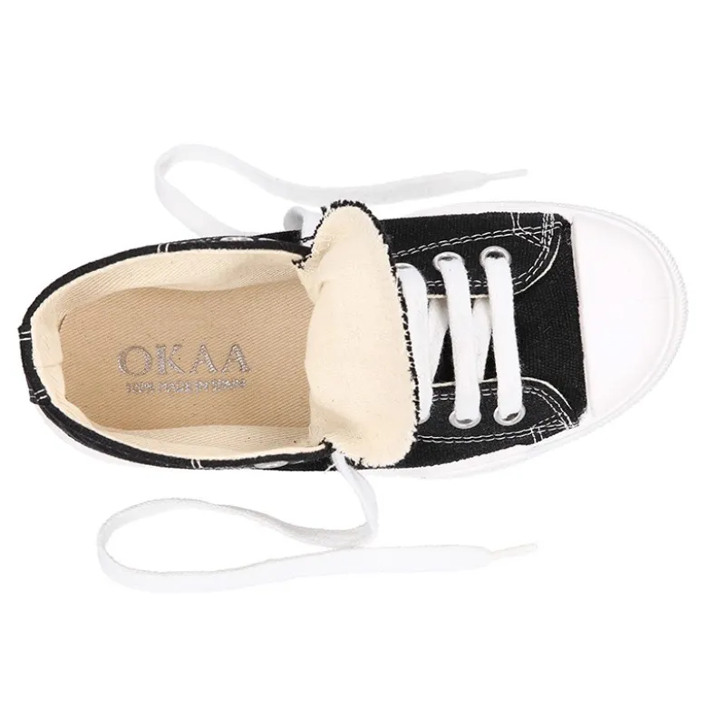 Zapatilla alta niños CASUAL con puntera y cordones en color NEGRO.
