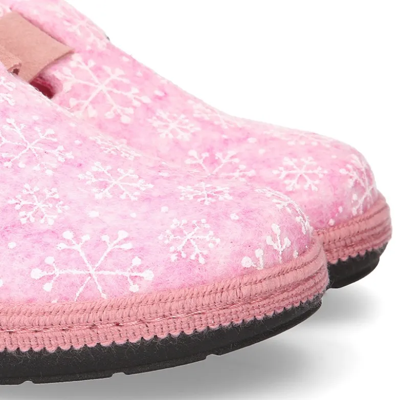 Zapatilla casa niñas OKAA ZUECO en lana con copos de nieve.